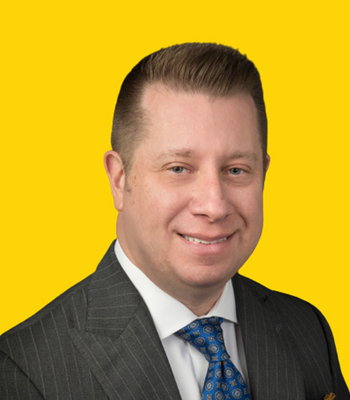 Portrait of Jason White, Broker/Agent.